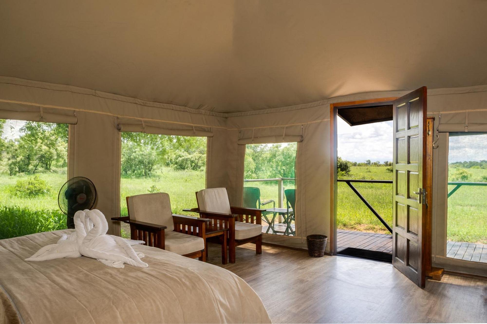 Tangala Safari Camp Villa ธอร์นีบุชเกมรีเซิร์ฟ ภายนอก รูปภาพ
