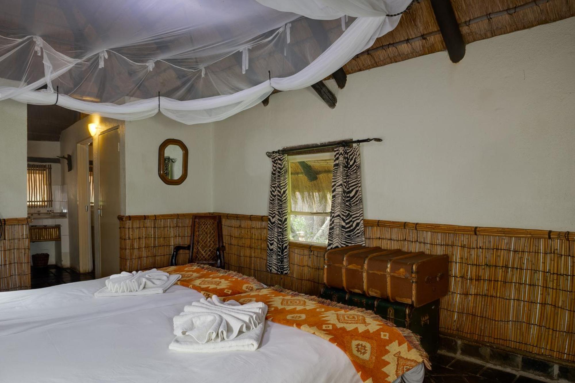 Tangala Safari Camp Villa ธอร์นีบุชเกมรีเซิร์ฟ ภายนอก รูปภาพ